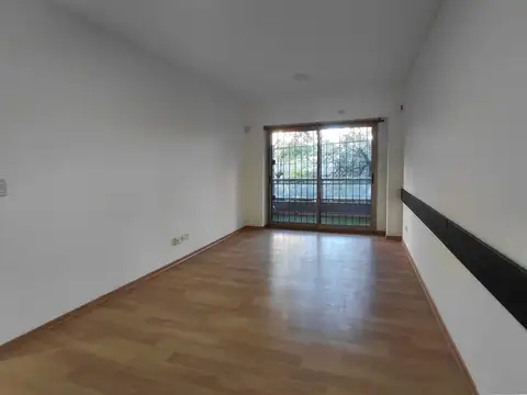 Venta Depto 2 ambientes y cochera Parque Chacabuco