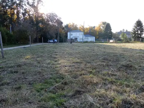 Excelente terreno en venta en Barrio Parque Jularó