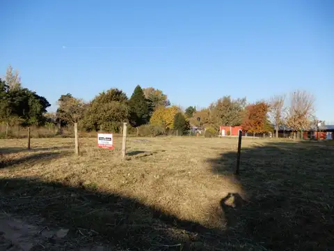 Excelente terreno en venta en Barrio Parque Jularó