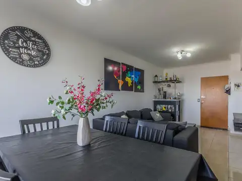 Venta departamento de 4 ambientes con balcón en Ciudadela - VISTA ABIERTA