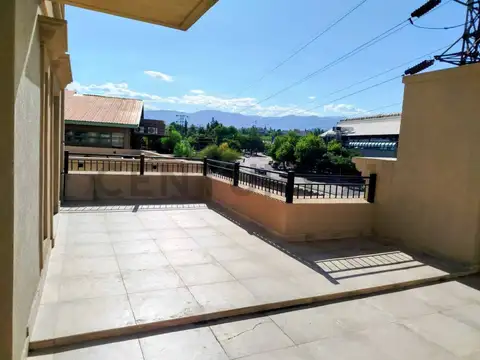 Departamento en Alquiler de 4 ambientes