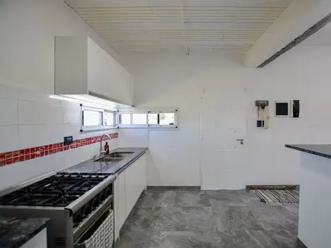 Venta Casa Quinta Parque Pileta Los Hornos