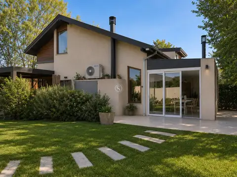 Casa  en Venta en La Madrugada, Pilar, G.B.A. Zona Norte