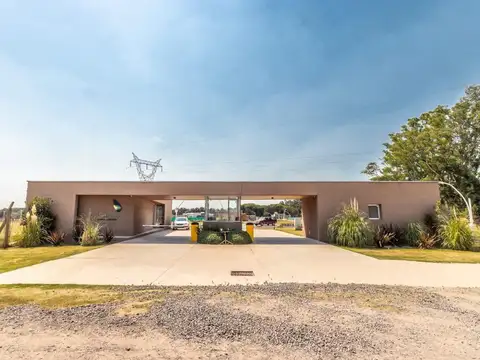 Terreno en Venta 30  mts Fondo