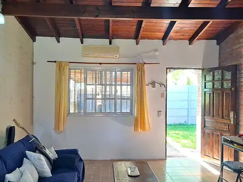 Casa 3 ambientes con 1 baño