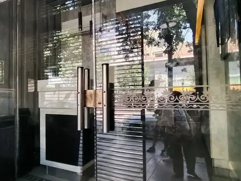 VENTA DE OFICINA EN CALLE ESPEJO CIUDAD MENDOZA