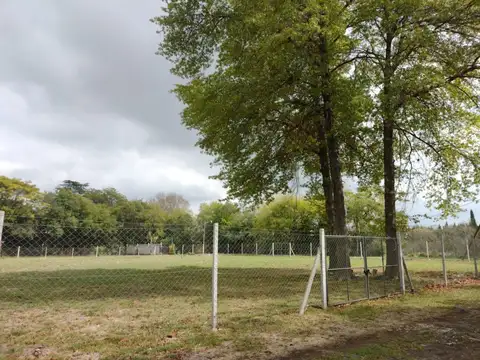 Terreno en Venta en La Lonja, USD 200.000