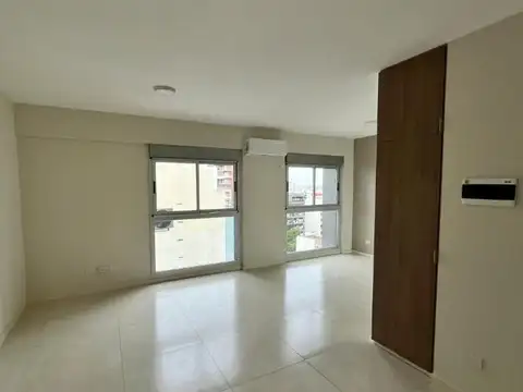 Avenida Directorio 200