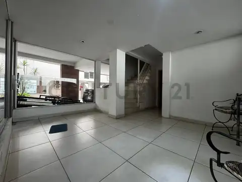 Urquiza 600, Piso 1