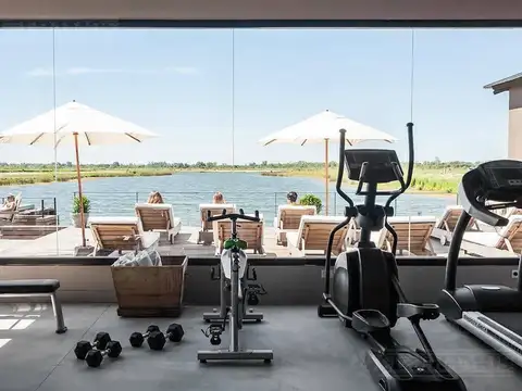 Terreno en Venta 39  mts Fondo