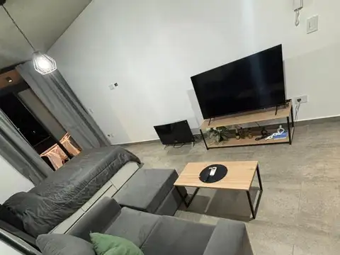 Departamento en Alquiler en Caseros, $ 470.000