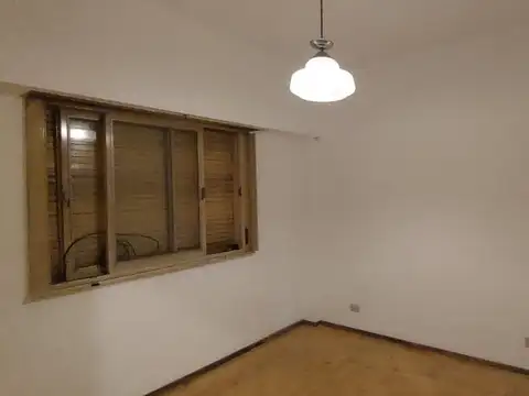 Departamento en Venta en Pompeya, USD 85.000