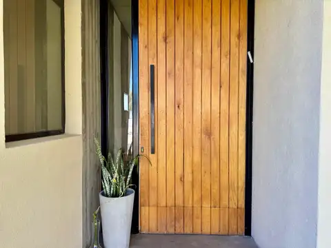Casa en Venta al Oeste