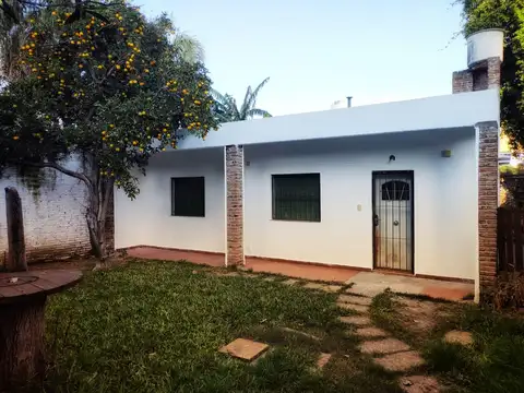 Casa en Venta en Alberdi, USD 68.000