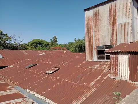 GALPON EN VENTA - DORREGO 7300 - SANTA FE