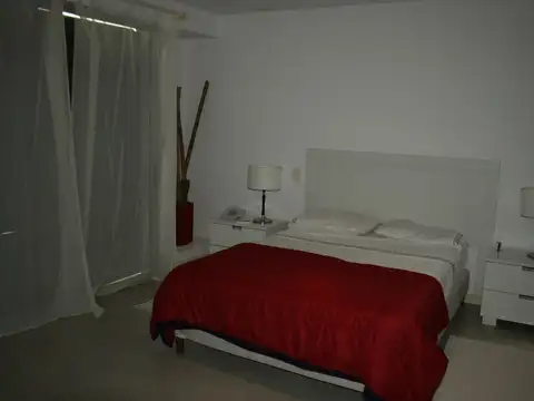 VENTA CASA 3 DORMITORIOS C/PISCINA LA BARRA ZONA ATAJO