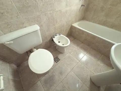 VENTA DEPARTAMENTO 2 AMBIENTES, SEMI CENTRO TANDIL