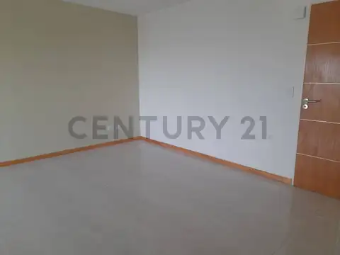Departamento en Venta en Santos Lugares, USD 110.000