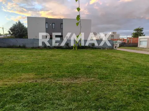 Venta lote b° privado los notros