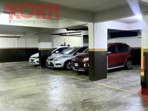 VENTA COCHERA SOBRE CORONEL DIAZ ENTRE JUNCAL Y BERUTI EN BARRIO NORTE
