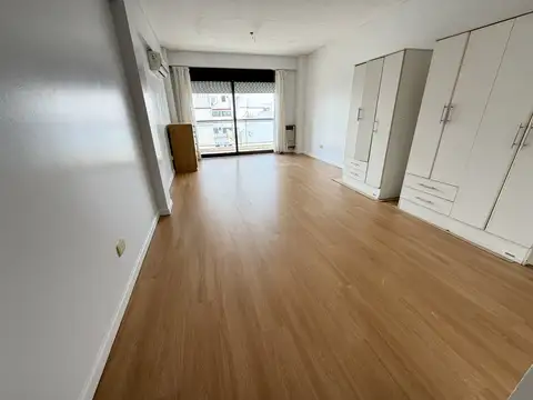 Avenida Monroe 2000, Piso 7