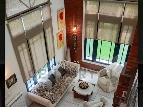 VENTA CASA 6 AMBIENTES CAMPOS DE ALVAREZ PISCINA PARQUE