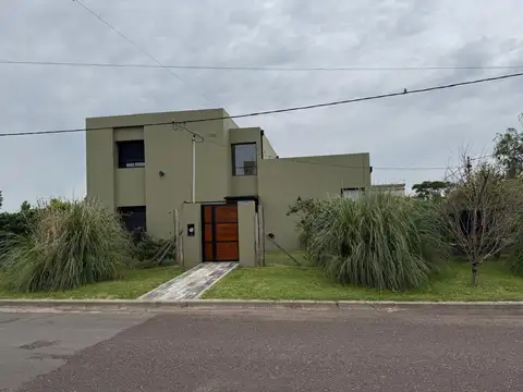 Casa en Venta en Pergamino, USD 350.000