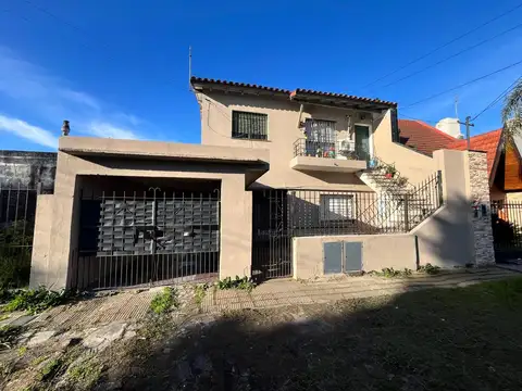 Casa en alquiler - Ituzaingó Sur