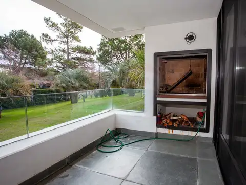 Departamento en Venta con 2 cocheras