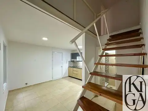 Depto Tipo Casa en Venta de 3 ambientes