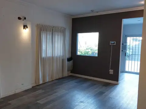 Amplia y cómoda casa con piscina