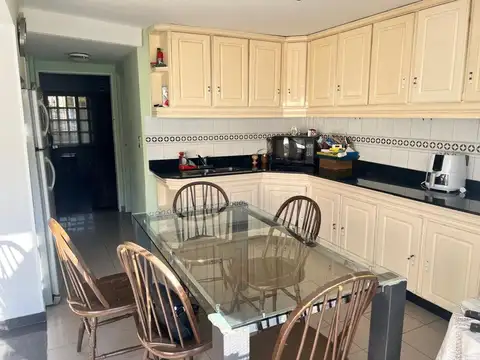 Casa en venta 7 ambientes apto Credito