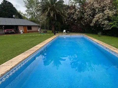 Casa 6 ambientes con 5 baños