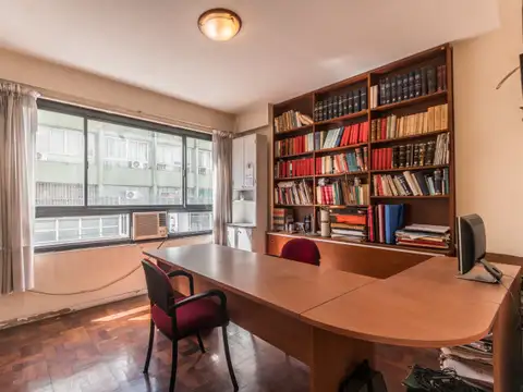Oficina en Venta 66 años