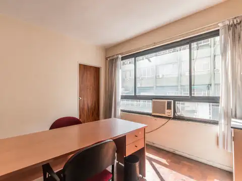Venta de Oficina Comercial de 77 m² - San Nicolas
