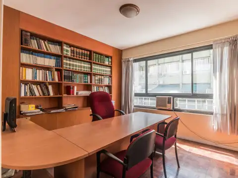 Venta de Oficina Comercial de 77 m² - San Nicolas