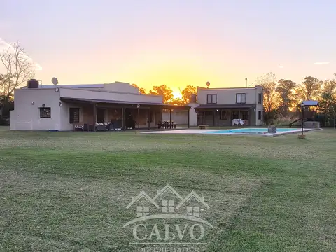 Hermosa Casa Quinta en Venta. Mercedes, Buenos Aires.