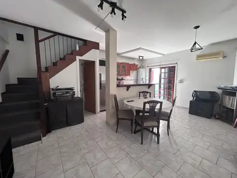 Depto Tipo Casa en Venta 20 años
