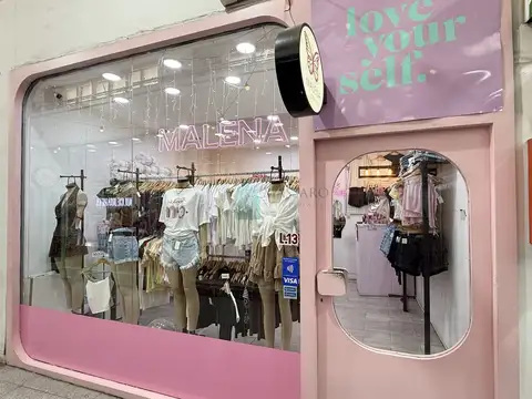 Ramón Falcón 7000, Piso PB