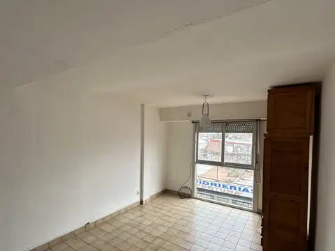 Departamento 1 ambiente en Venta en Villa Ballester Centro