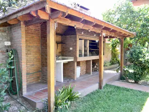 Casa en Venta con 1 cochera
