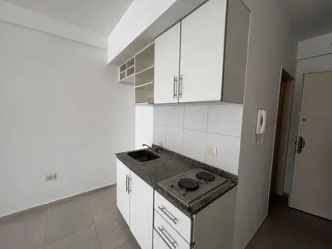 Oficina en Alquiler al Norte