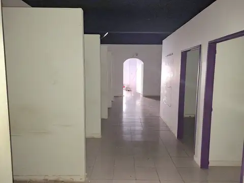 Alquiler salón 140 m²