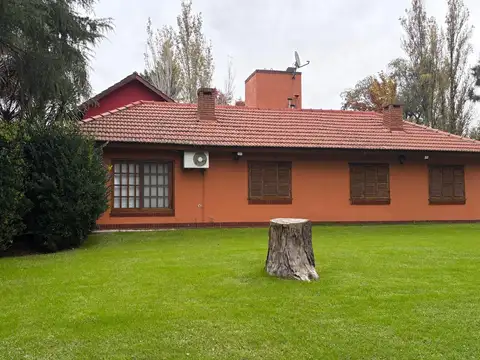 Casa en Venta en El Bosque, USD 220.000
