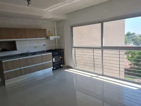 Del Valle Iberlucea 3500