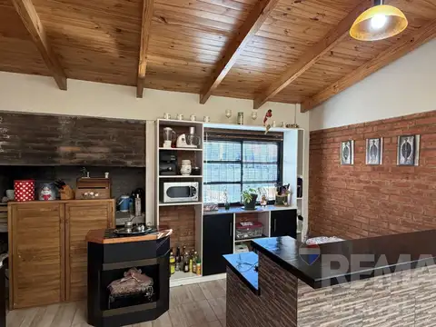 Casa 7 ambientes con 3 baños