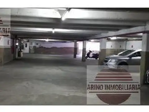 Cochera en Centro