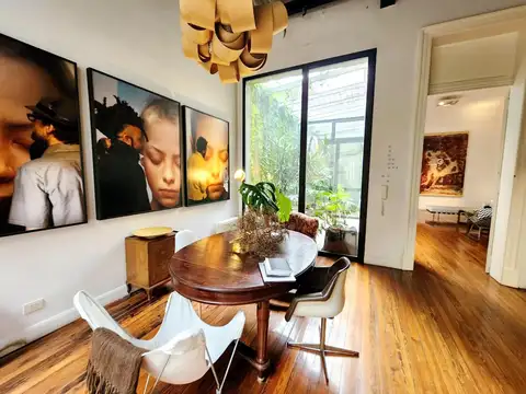 Casa 7 ambientes con 2 baños