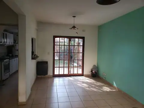 Departamento 5 ambientes con 2 baños
