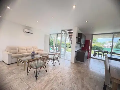 CASA EN ALQUILER TEMPORAL HARAS SANTA MARIA